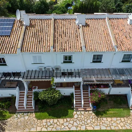 Townhouse Nueva Andalucia Holiday home *